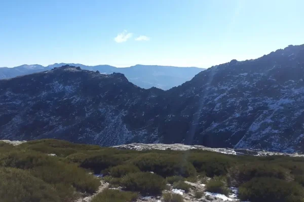 Paisaje-Pico-Caviteiro-1024x576